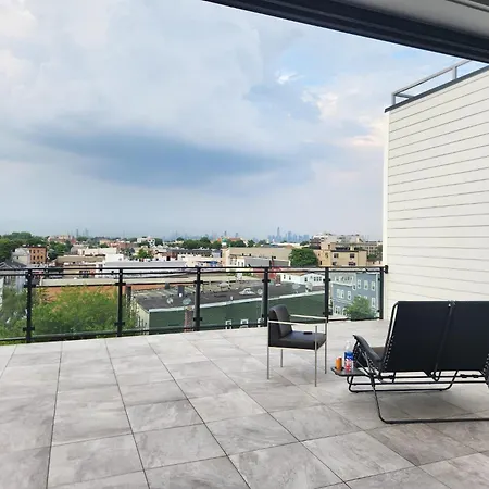 Vast Fully Furnished 2-Bed Close To Nyc Bayonne Exterior photo