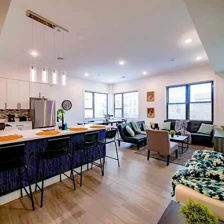 Vast Fully Furnished 2-Bed Close To Nyc Bayonne Exterior photo