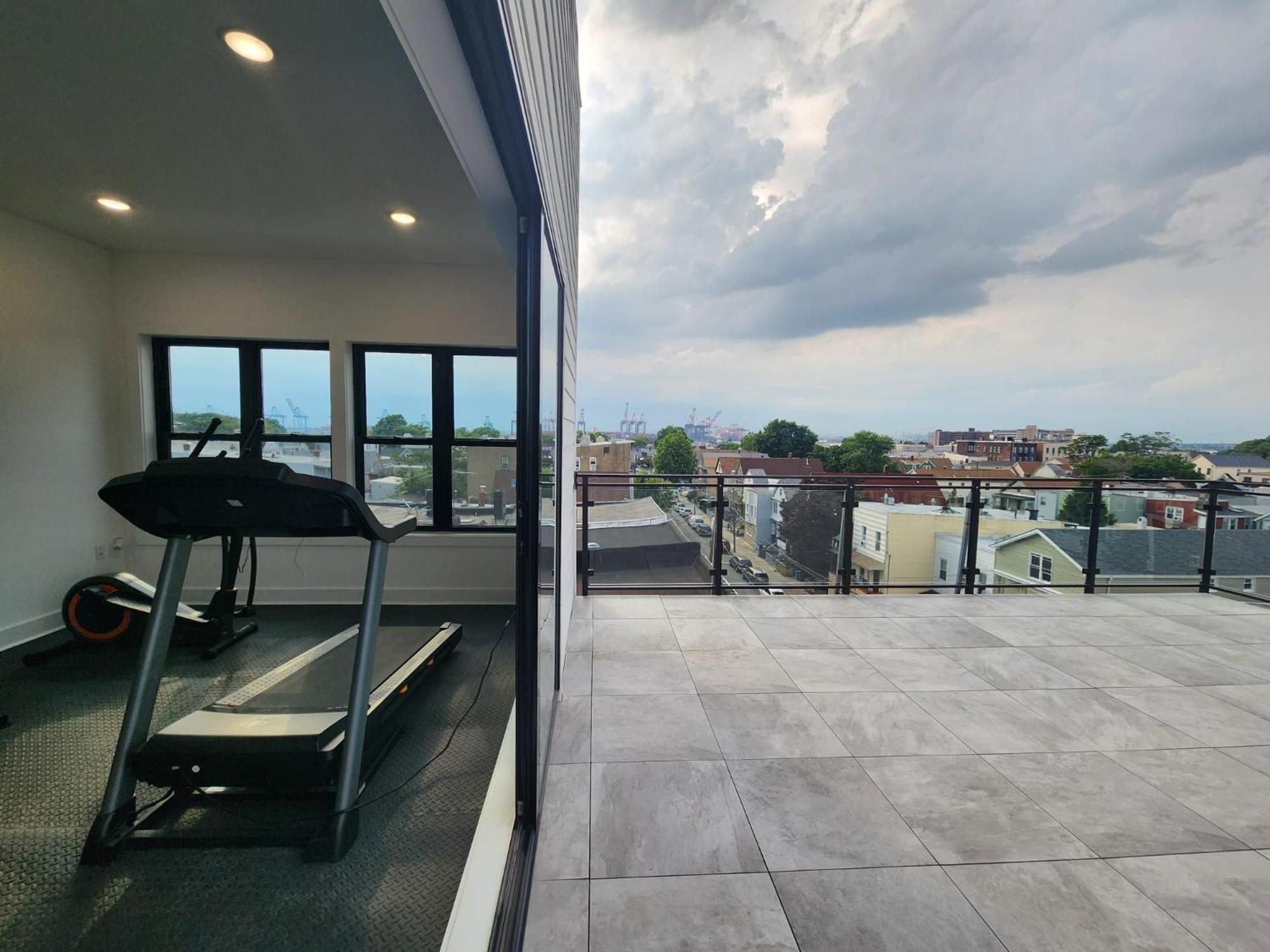 Apartment Vast Fully Furnished 2-bed Close To Nyc *