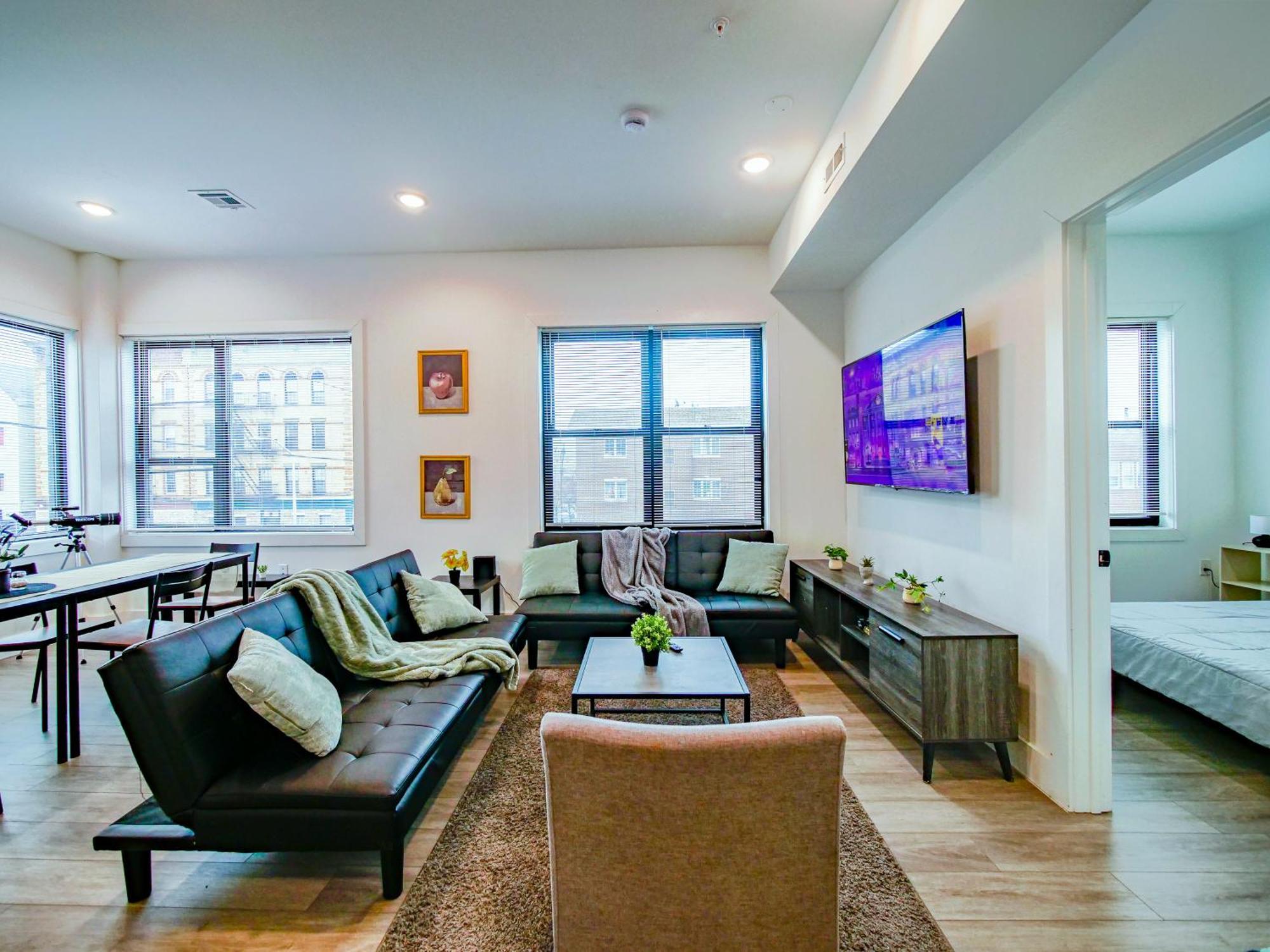 Vast Fully Furnished 2-bed Close To Nyc Apartment Bayonne