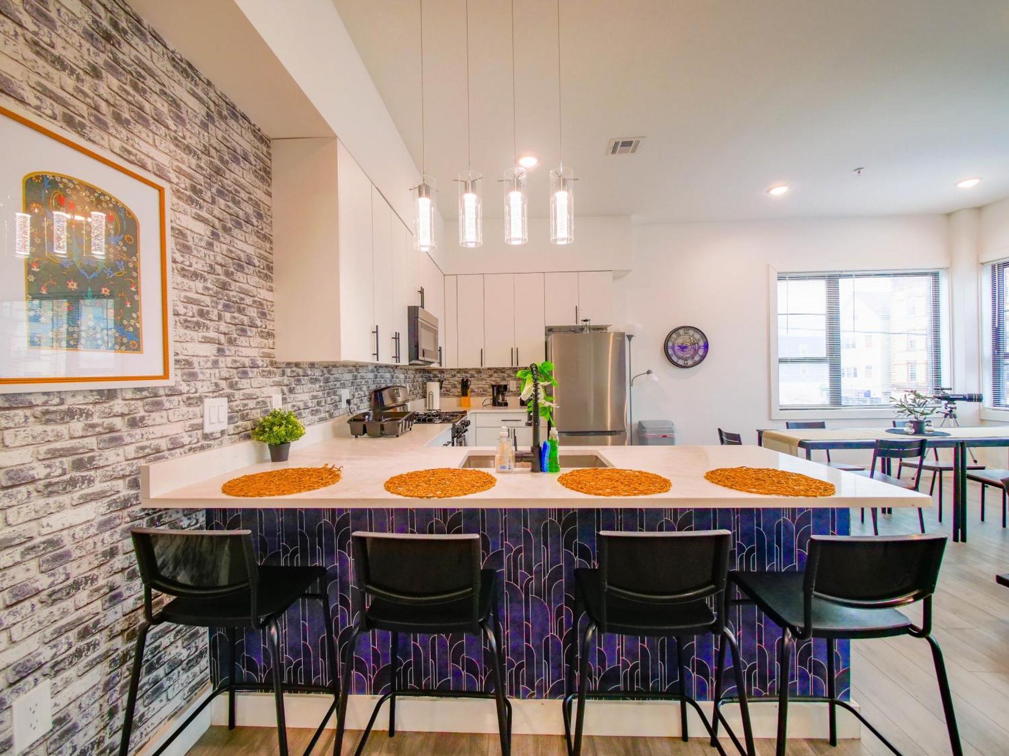 Vast Fully Furnished 2-bed Close To Nyc Apartment Bayonne